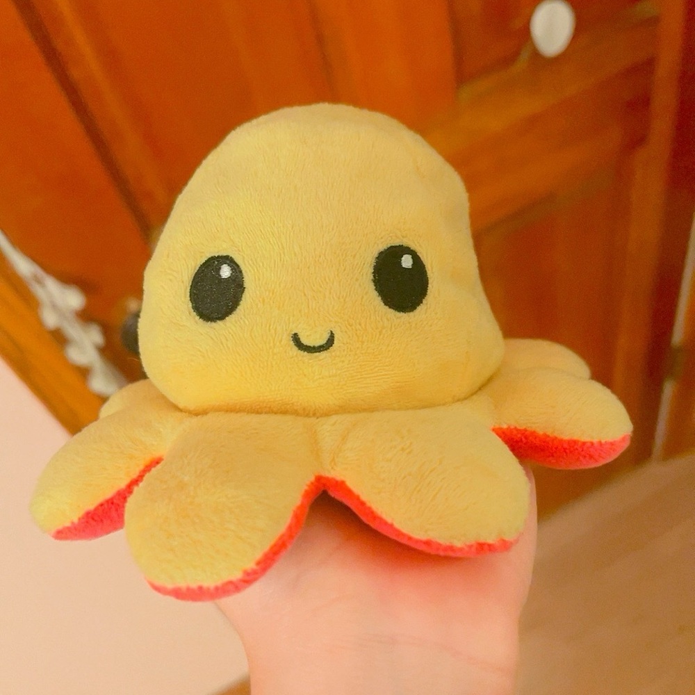 Cute flip-able octopuses - Picture 2 of 2